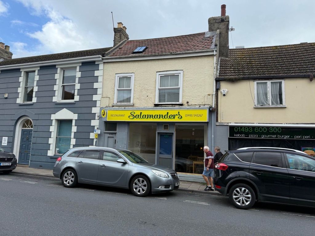 Property photo 1 of 32