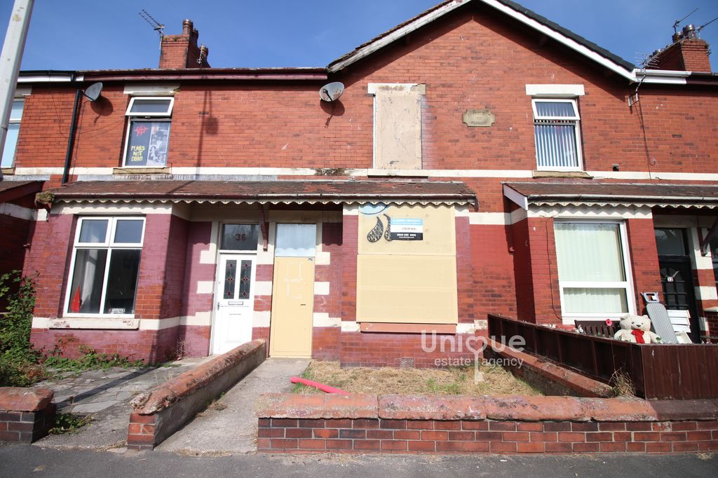 Property photo 1 of 13