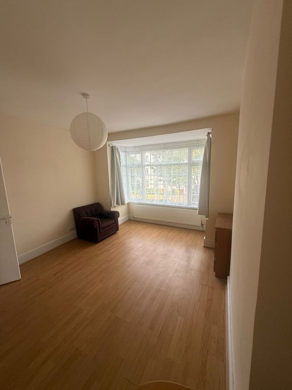 Property photo 3 of 13 Photo 10