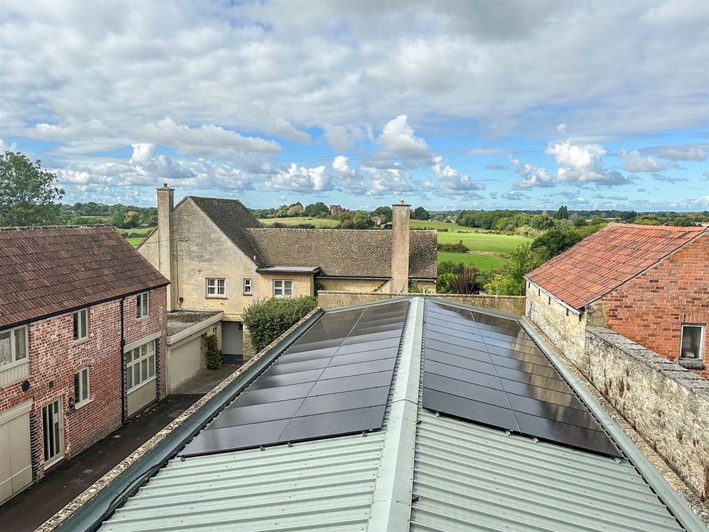Property photo 3 of 7 Flat 5 B.Jpg