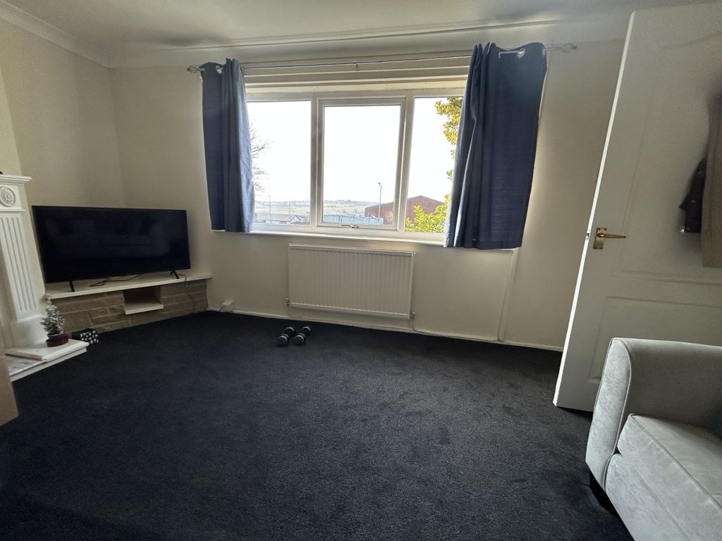 Property photo 2 of 5 Img_2515