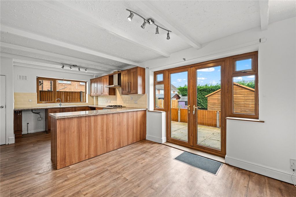 Property photo 3 of 27 Picture No. 03