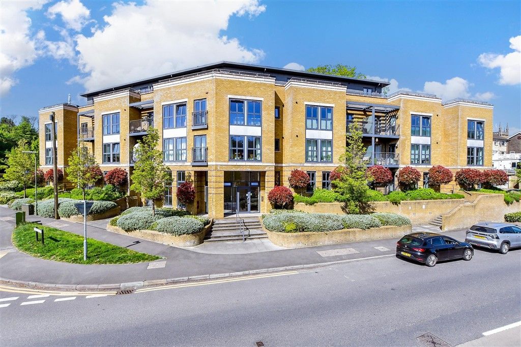 Property photo 3 of 18 External (Brochure)