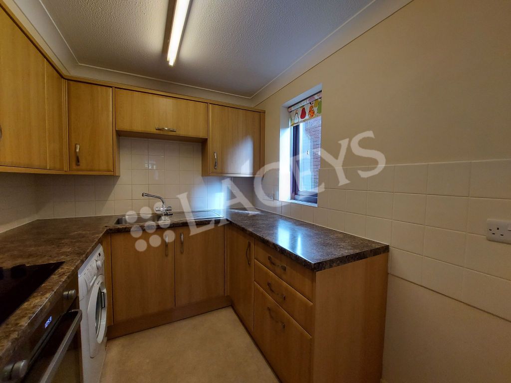 Property photo 3 of 7 Photo 5
