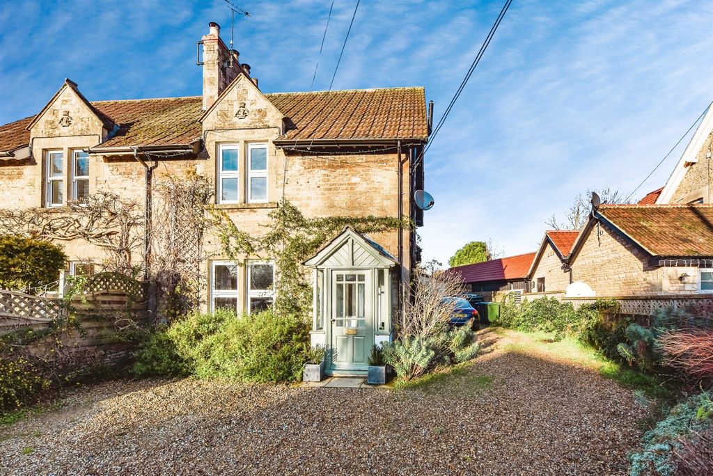 Property photo 1 of 22