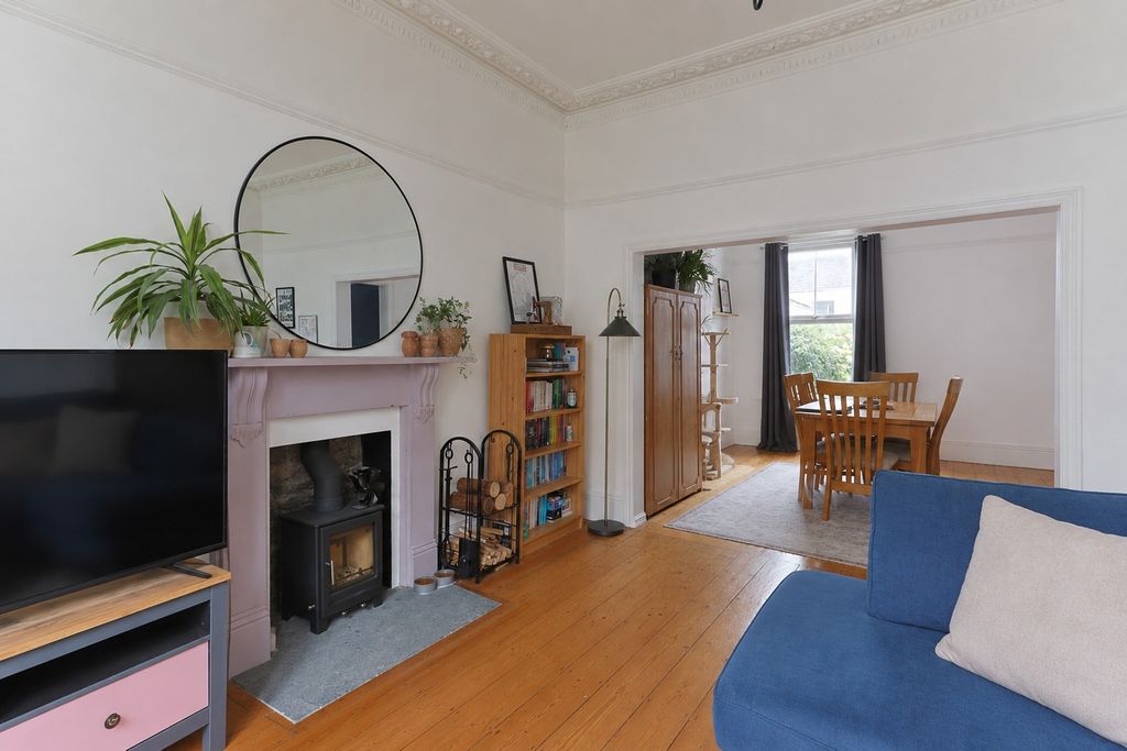 Property photo 3 of 15 5211876