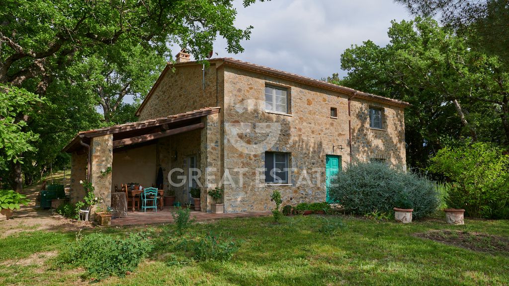 Property photo 2 of 34