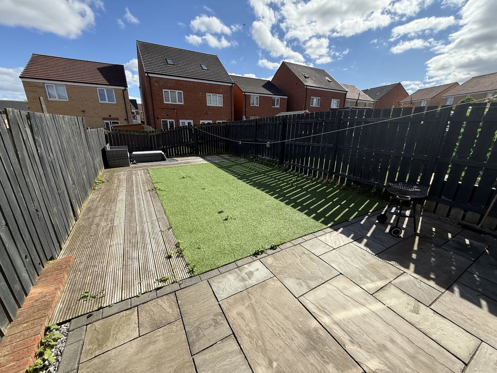 Property photo 2 of 11 Img_4023