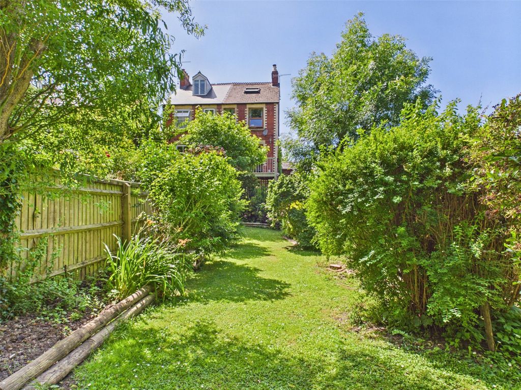 Property photo 1 of 34 Picture No. 49