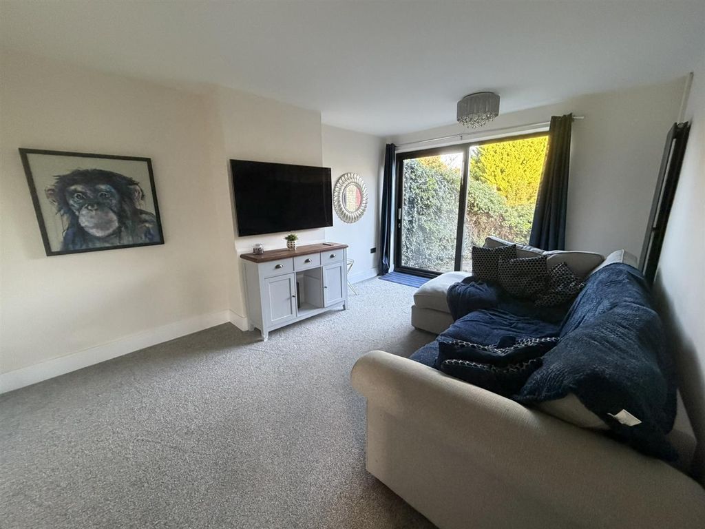 Property photo 3 of 11 Img_0338.Jpeg