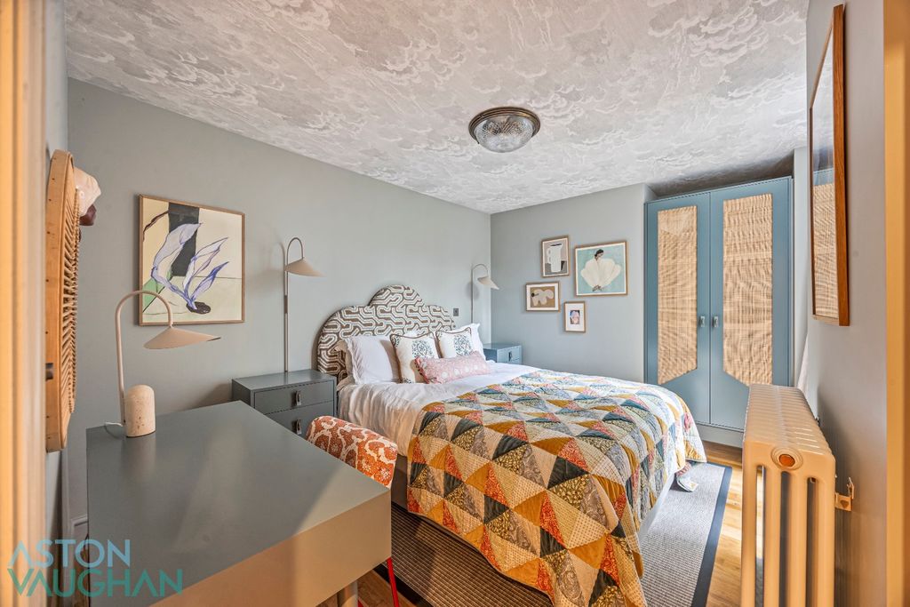 Property photo 2 of 10 5223301