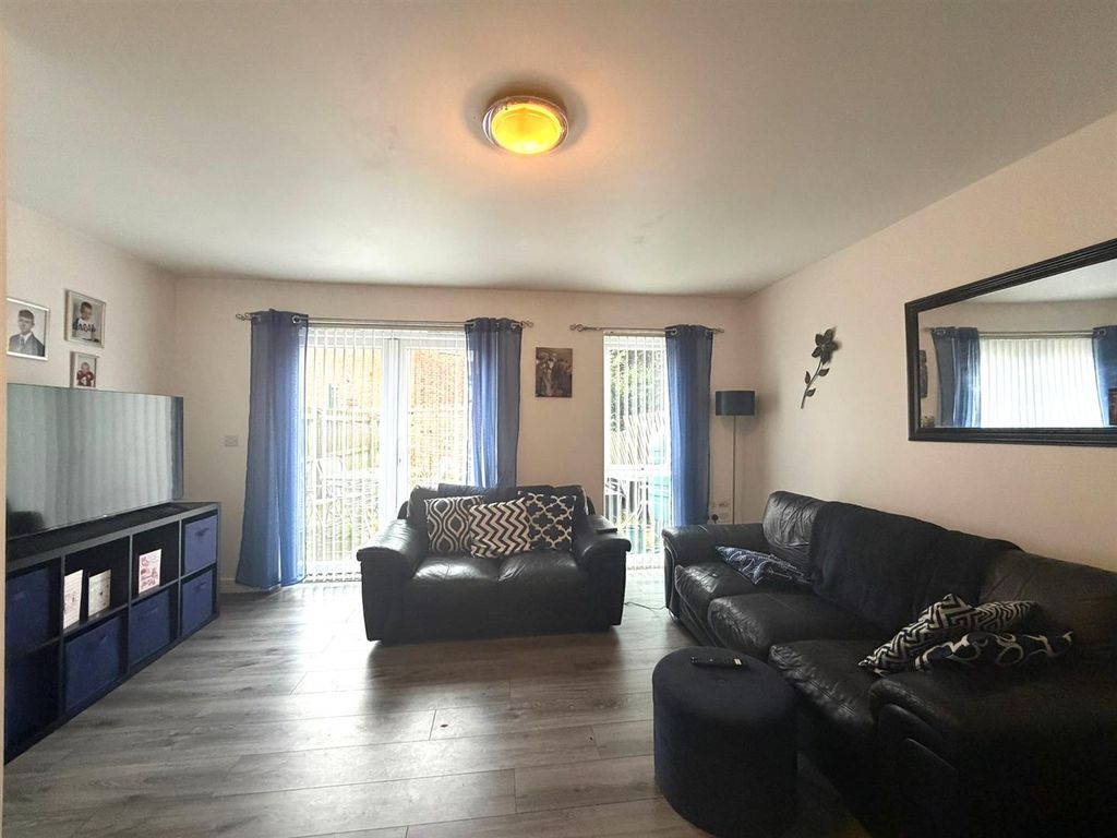 Property photo 2 of 11 Whatsapp Image 2026-02-27 At 14.00.39 (4).Jpeg