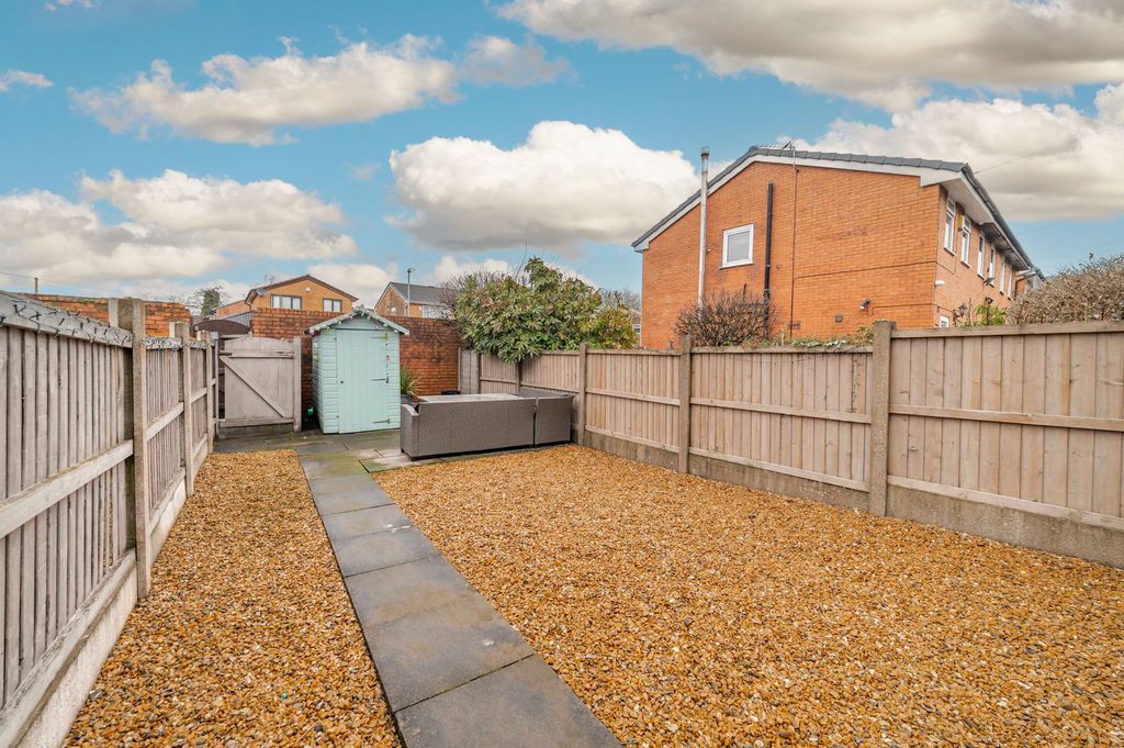 Property photo 2 of 16