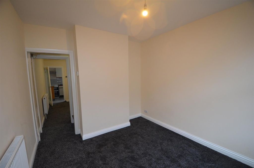 Property photo 3 of 32 88E25E7B-91Af-43E4-84Fd-Dfb203961207.Jpeg