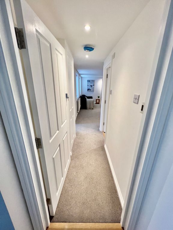 Property photo 3 of 11 Cranleigh 11
