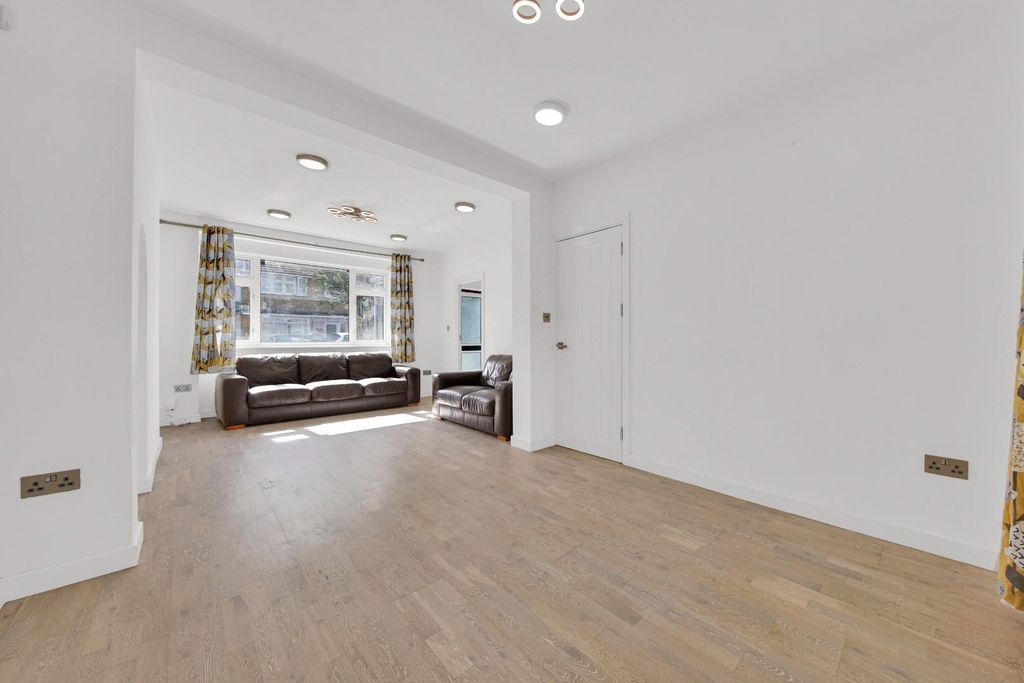 Property photo 2 of 28 _W6B1742.Jpg