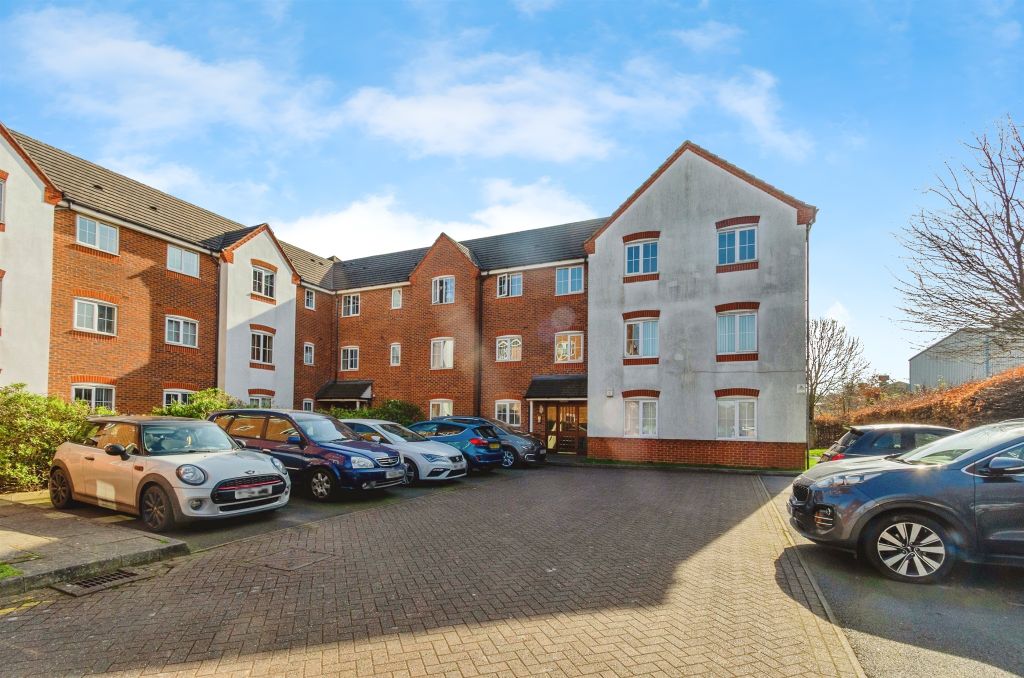 Property photo 1 of 17