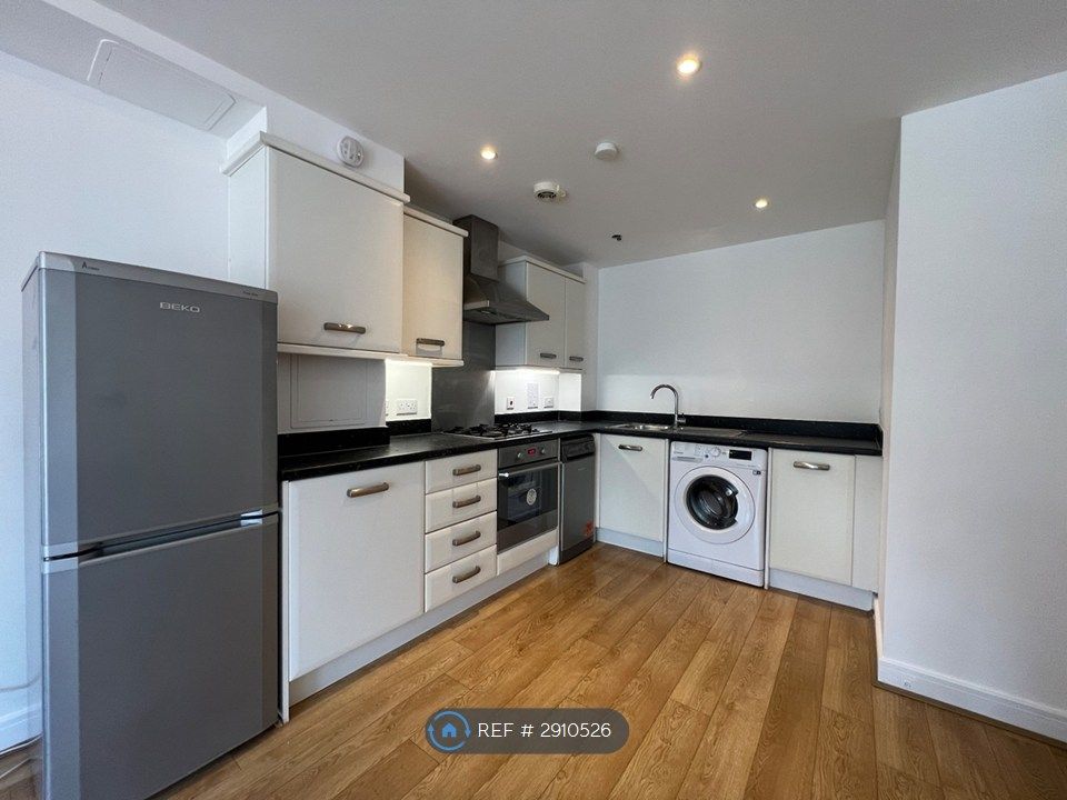 Property photo 2 of 9