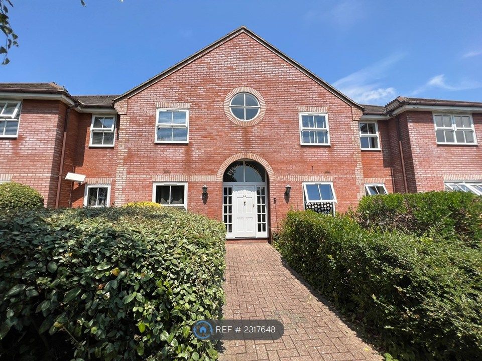 Property photo 2 of 17