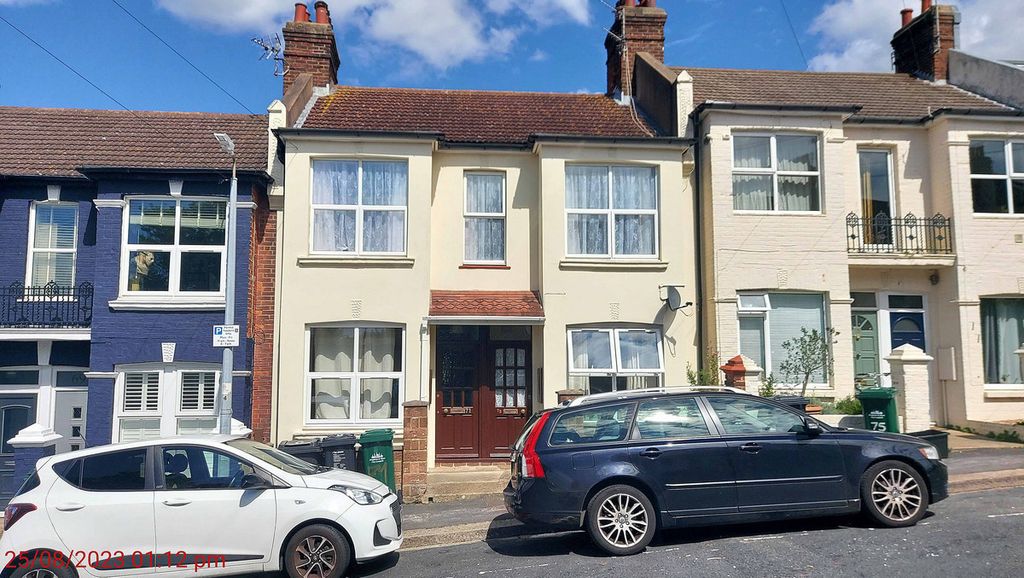 Property photo 1 of 7
