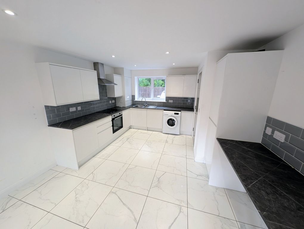 Property photo 2 of 22 Photo 1