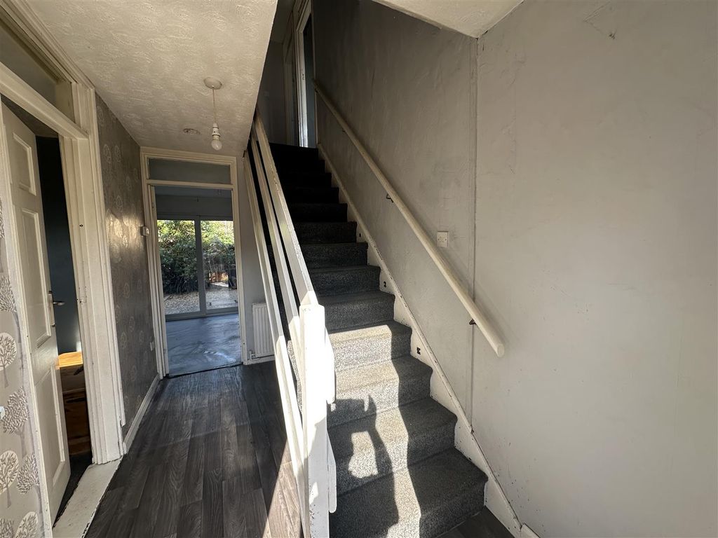 Property photo 2 of 15 20260803-Interior-8-Sqjfgvlibdbjm1Ta.Jpeg