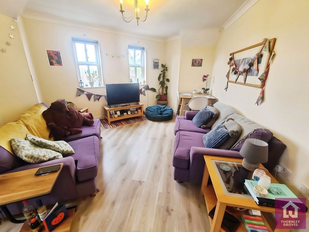 Property photo 2 of 10 Picture No. 03