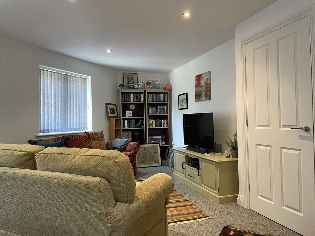 Property photo 2 of 9 Picture No. 02