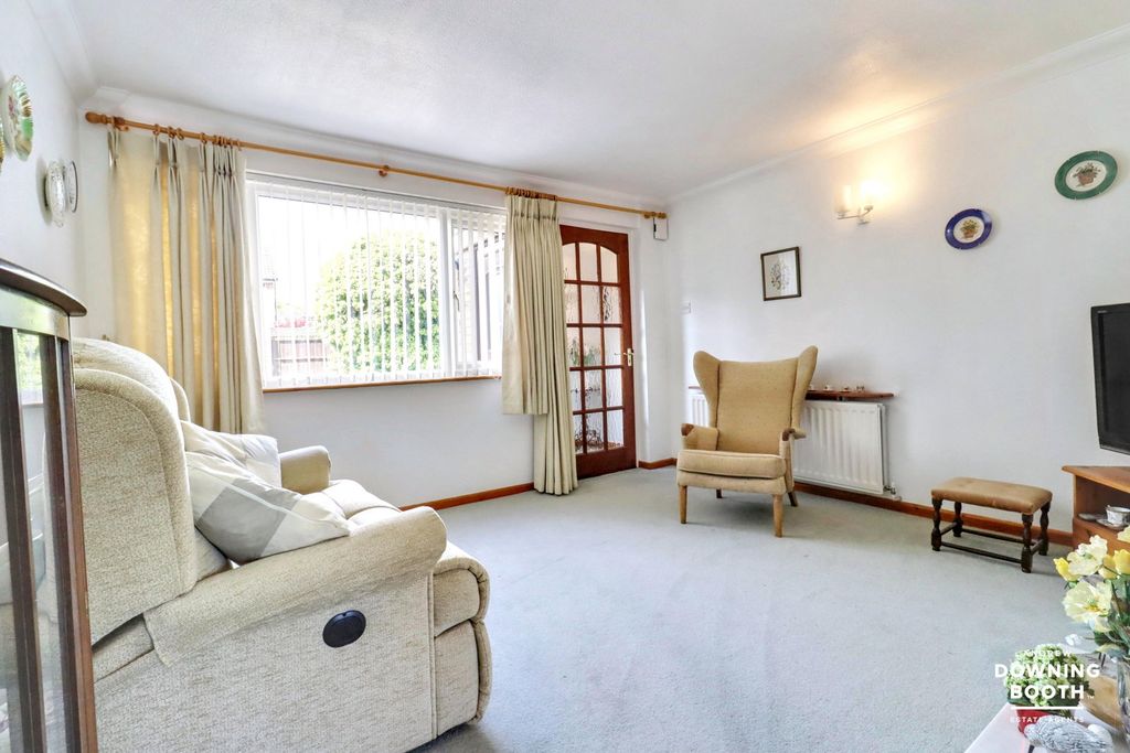 Property photo 3 of 24