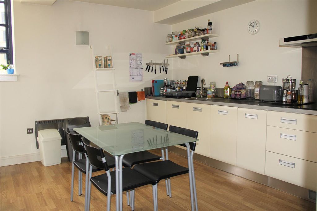 Property photo 3 of 8 Img_9697.Jpg