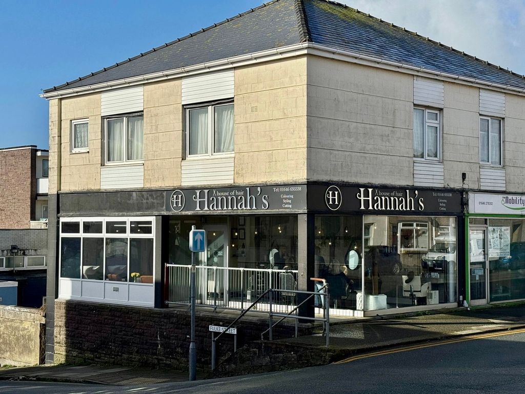 Property photo 2 of 7