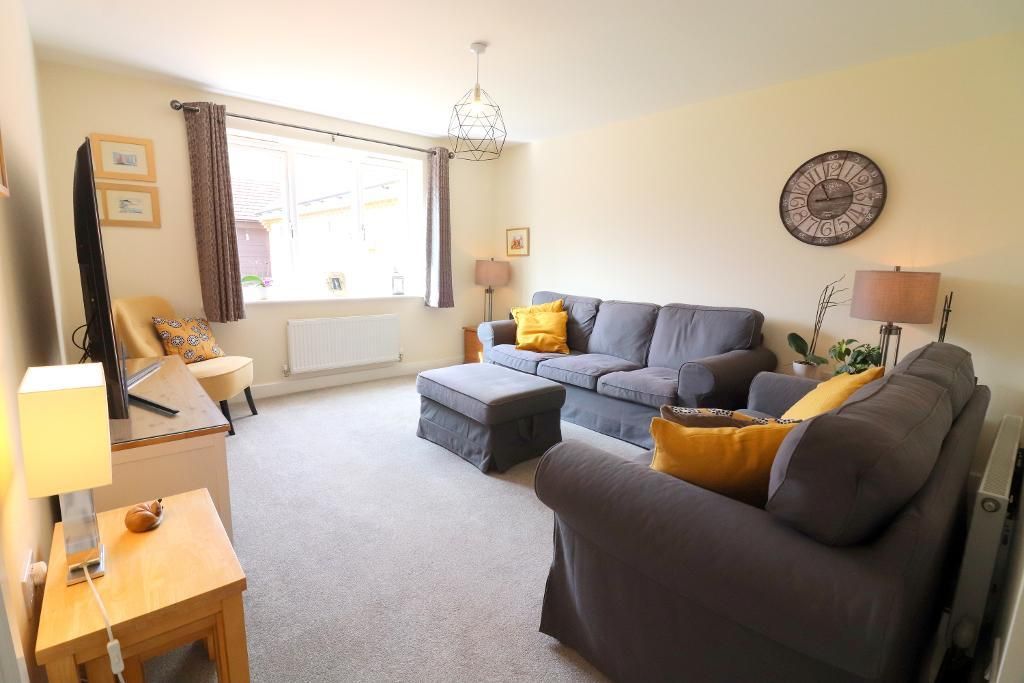 Property photo 2 of 19