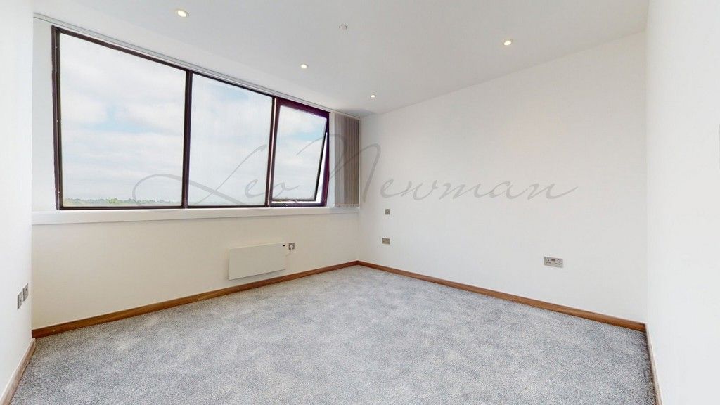 Property photo 3 of 9 Jpg