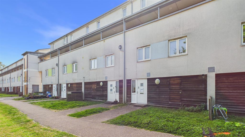 Property photo 1 of 8 Cam02479G0-Pr0044-Still009.Jpg