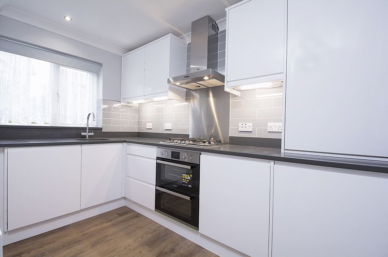 Property photo 2 of 9 Photo 7