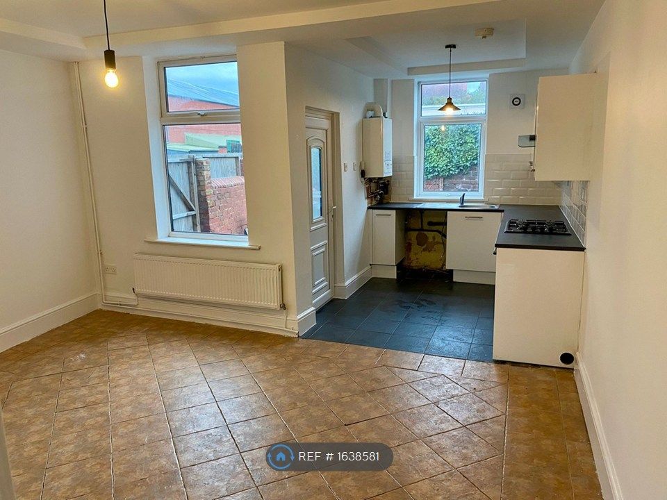 Property photo 2 of 10 Kitchen Diner