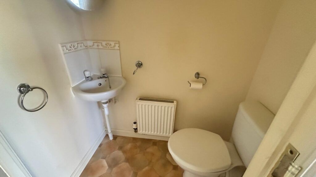 Property photo 3 of 10