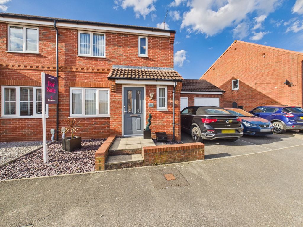 Property photo 1 of 13 4982510