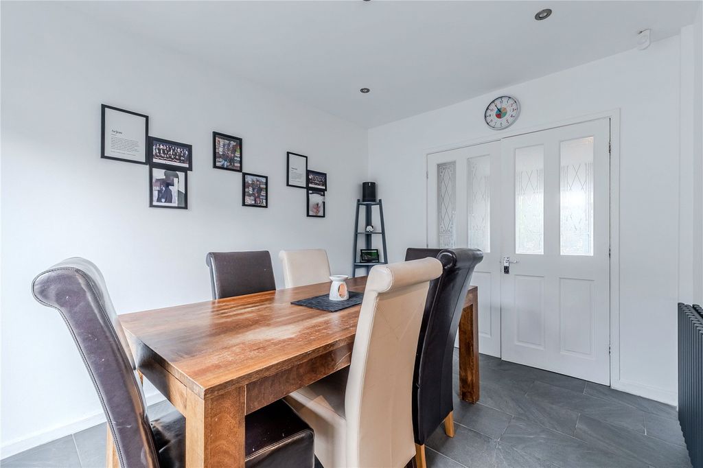 Property photo 2 of 16 Picture No. 04