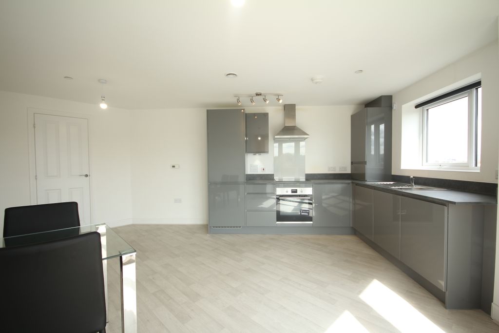 Property photo 3 of 9 Img_0864