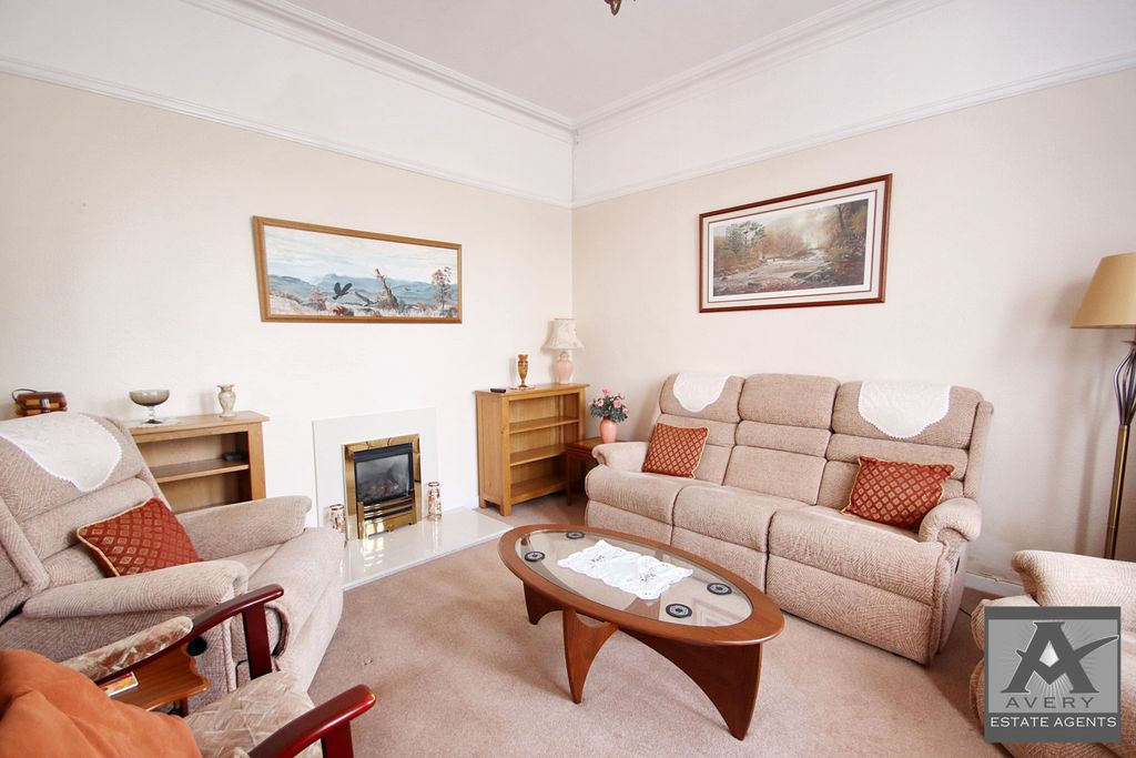 Property photo 2 of 28 Gallery