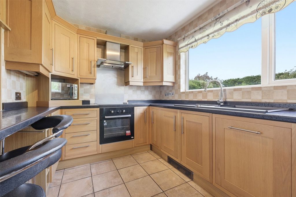 Property photo 3 of 16 Picture No. 16