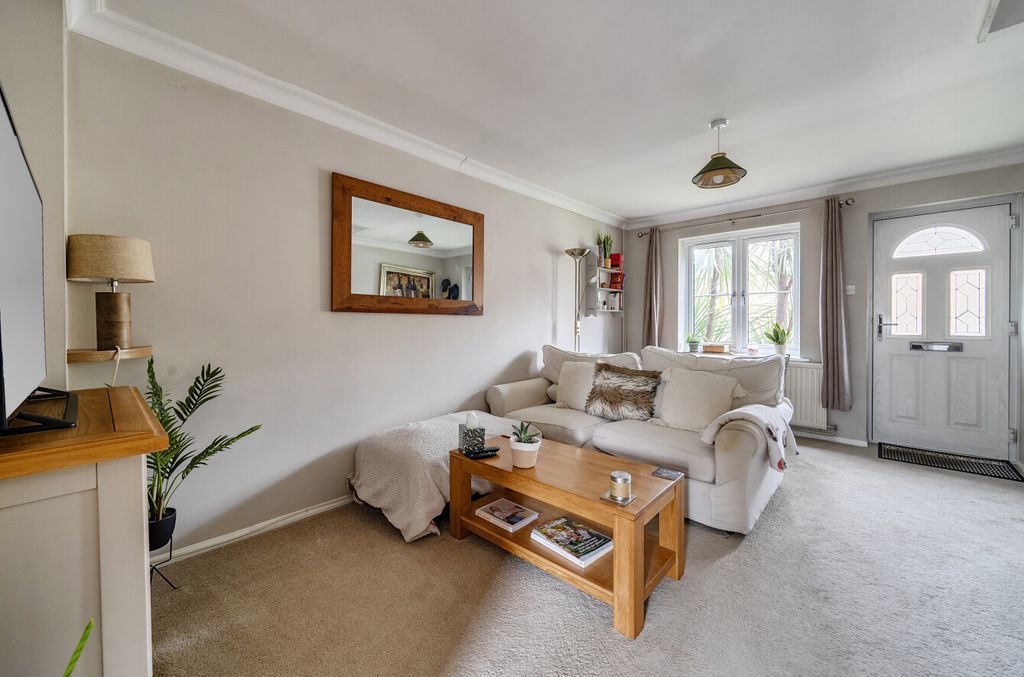 Property photo 3 of 14 1425075-12-69B40d...