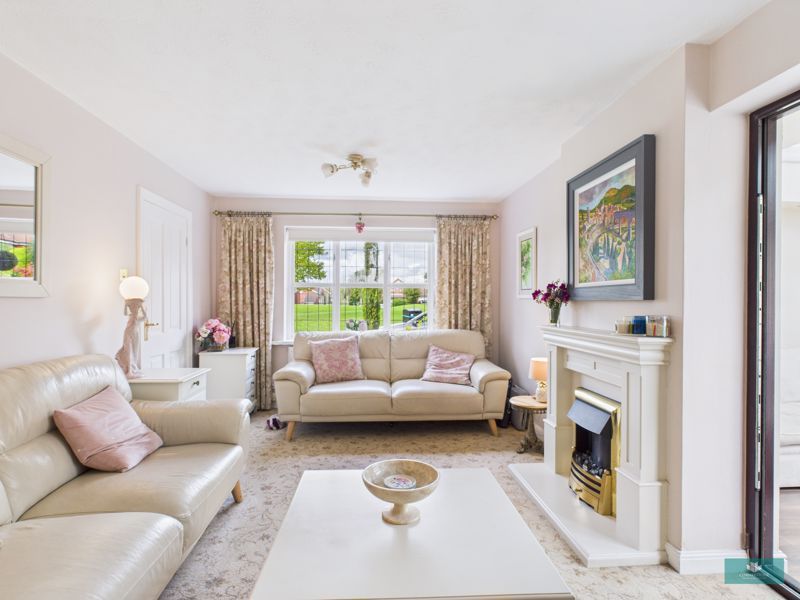 Property photo 3 of 22 Photo 27