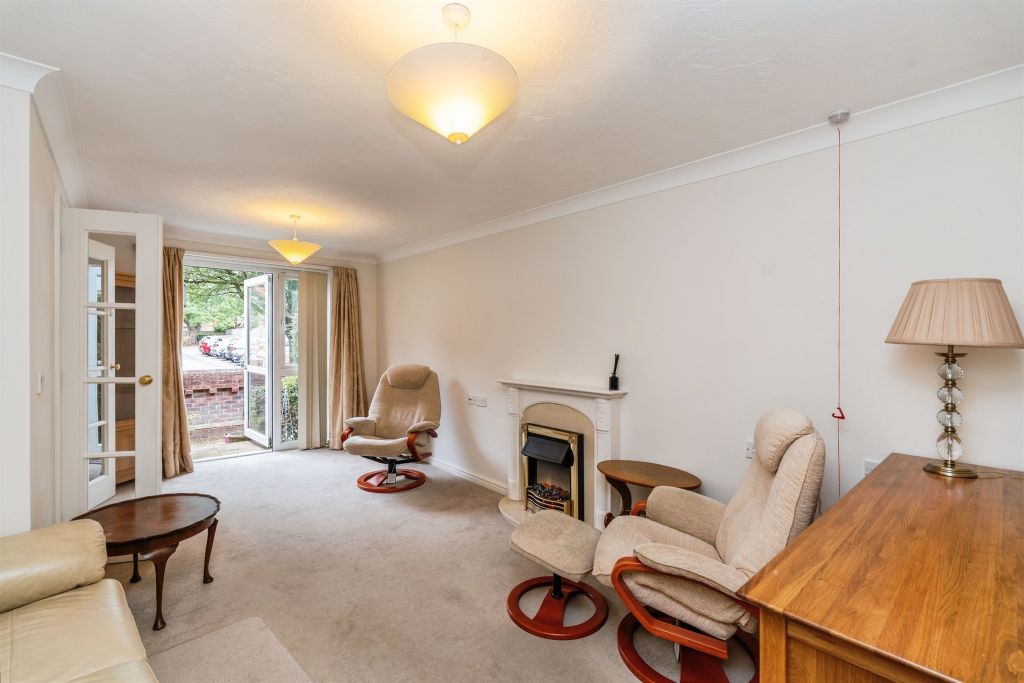 Property photo 2 of 18