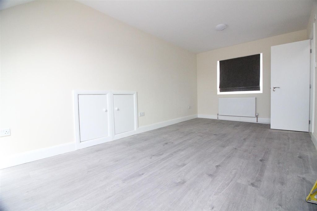 Property photo 1 of 4 78Ac7552-7E9E-4F80-Ad36-4F9A39610699.Jpeg
