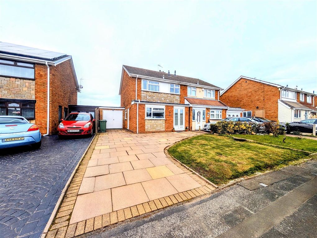 Property photo 1 of 15 Front.Jpg