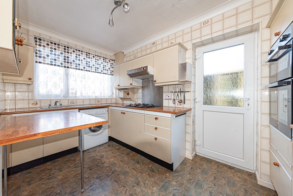 Property photo 3 of 42 11