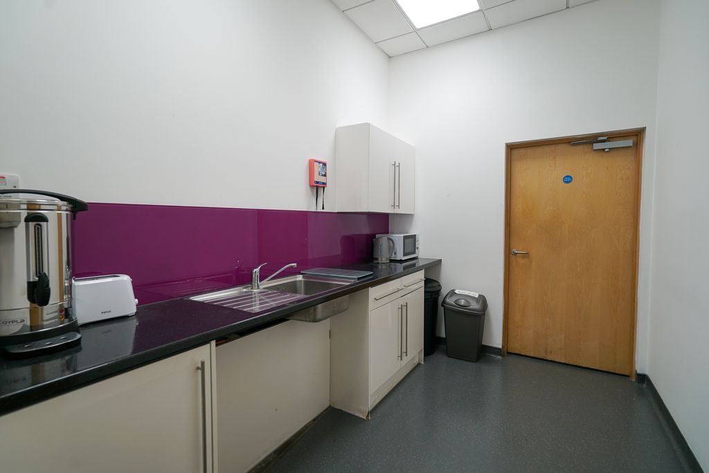 Property photo 3 of 5