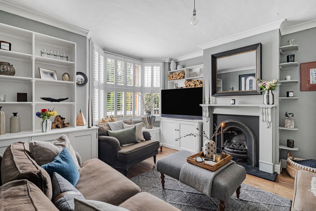 Property photo 2 of 33 Reception Room